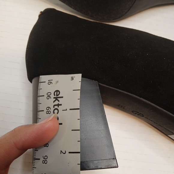 NEW Suede Giani Bernini  Black Pumps Comfy Memory Foam Arch Support Block Heels - Picture 15 of 16